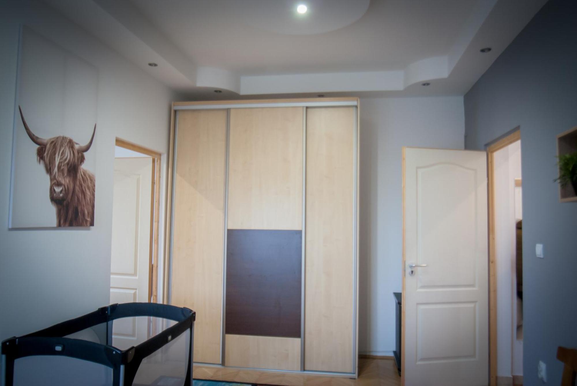 Lovely Central Apartment With Free Parking, Koezponthoz Koezeli 3 Szobas Lakas Győr Eksteriør bilde